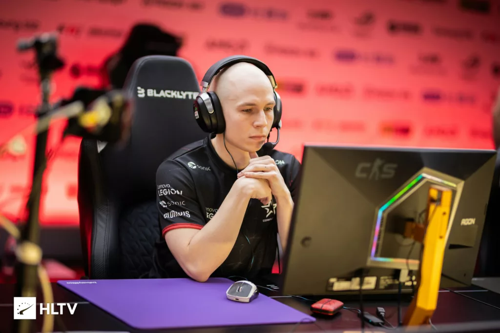 EliGE