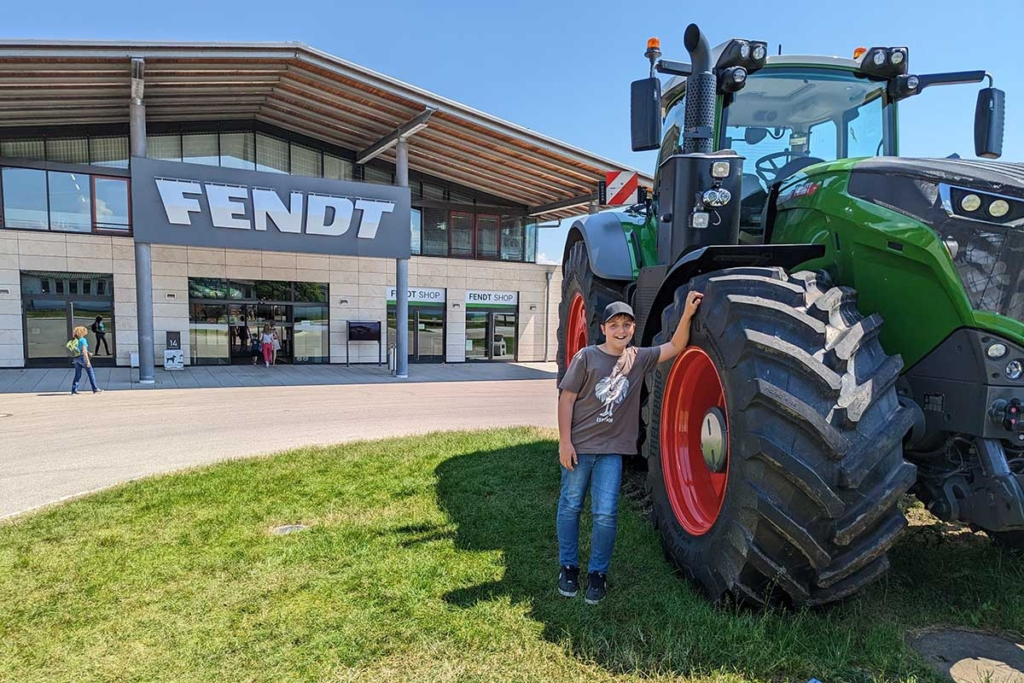Выставка сельскохозяйственной техники Fendt Forum